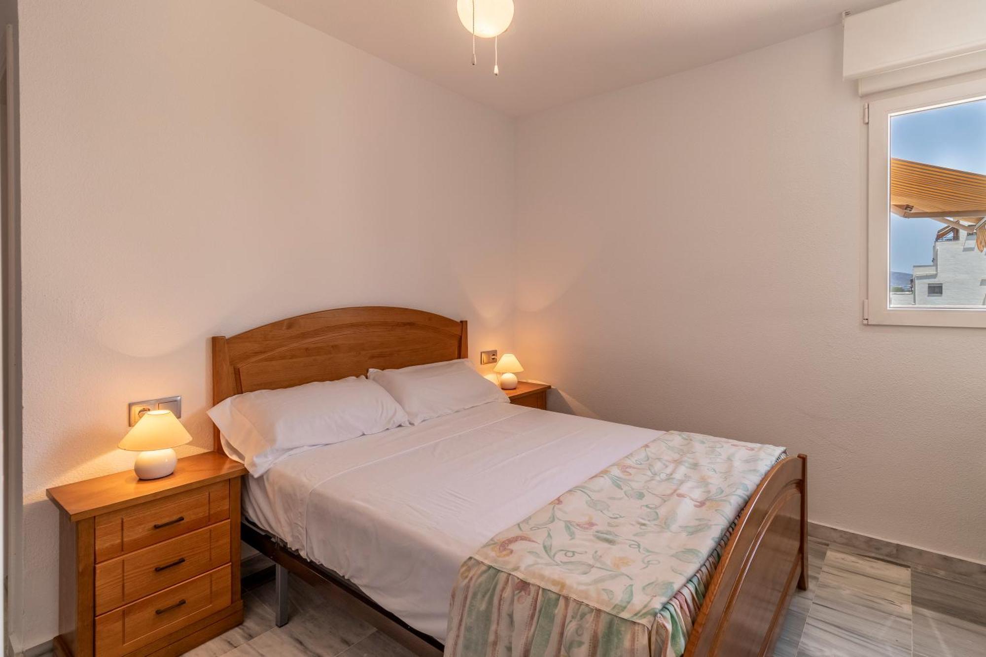 Rentitspain Moderno Apartamento Calaverde Frente Al Mar Salobreña Eksteriør billede