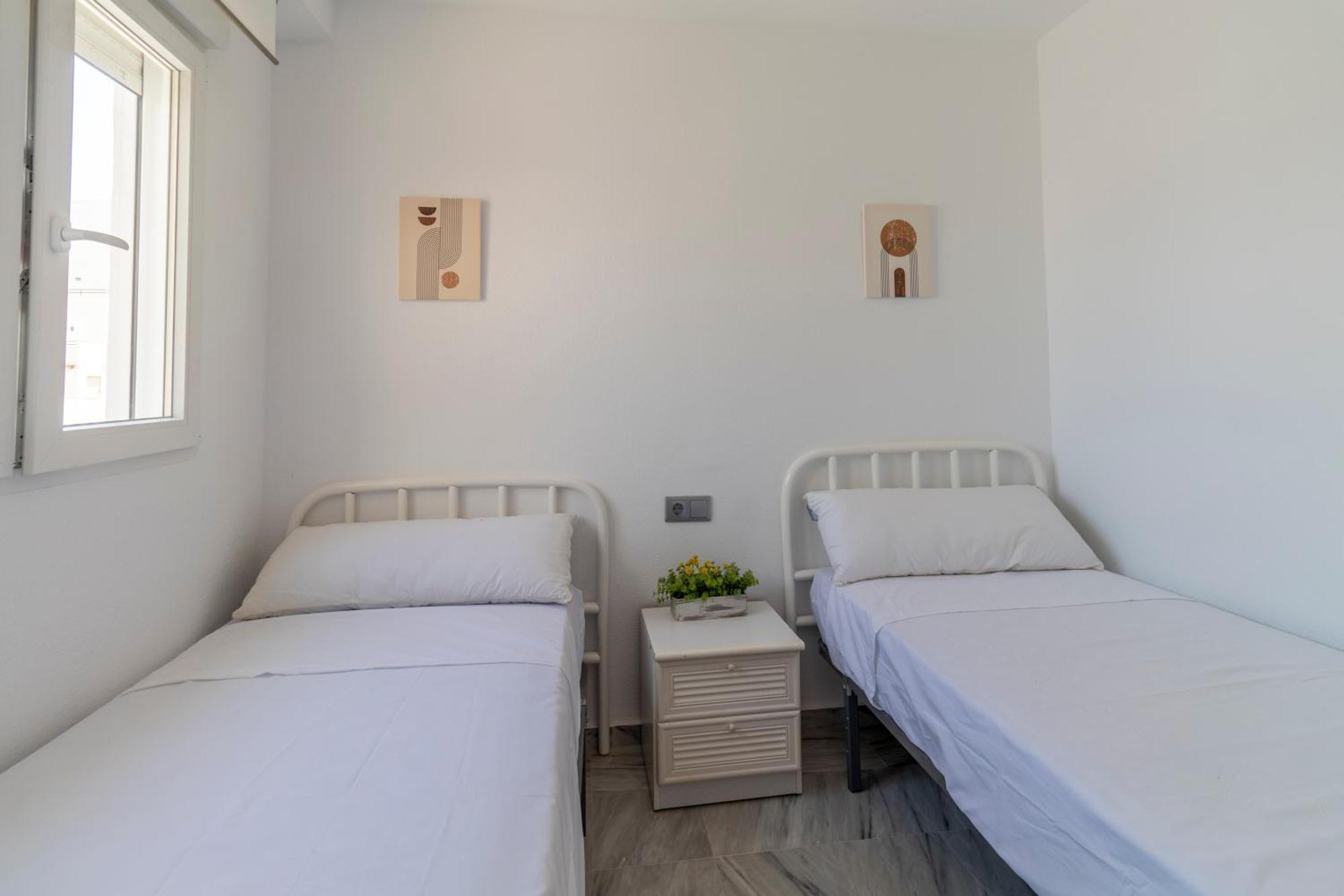 Rentitspain Moderno Apartamento Calaverde Frente Al Mar Salobreña Eksteriør billede